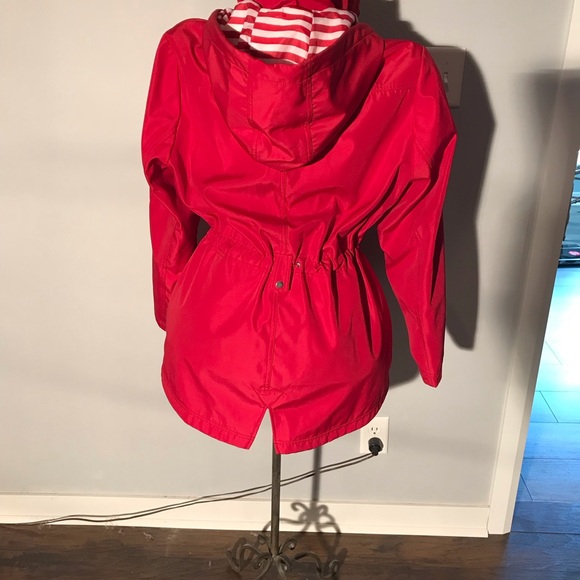 Red with white accents car coat - Picture 2 of 2